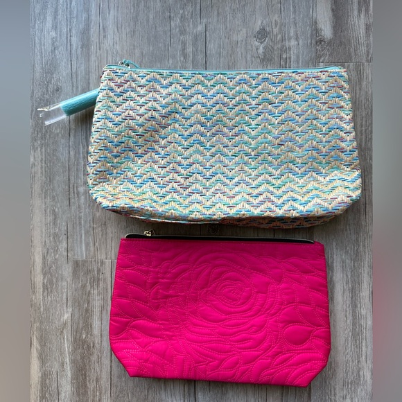 Lancôme Blue & Fuchsia Cosmetic Bags - Picture 7 of 9